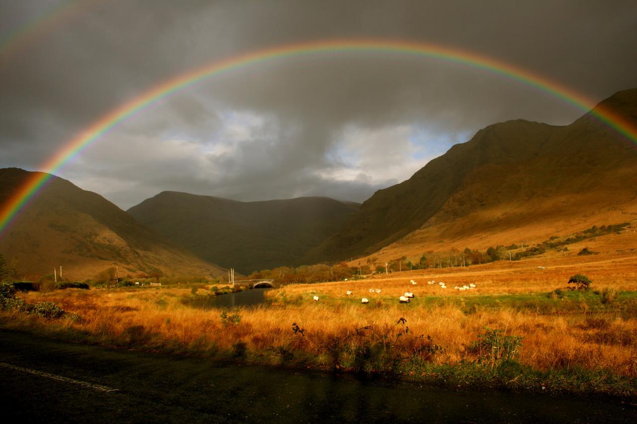 Wild Atlantic Hostel Leenaun Eksteriør billede