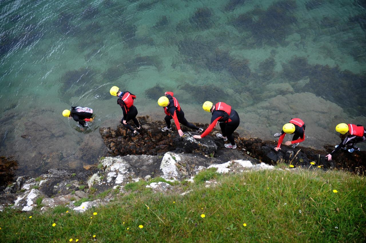 Wild Atlantic Hostel Leenaun Eksteriør billede